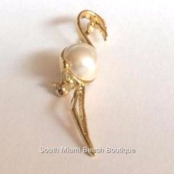 Gold Pearl Flamingo Pin Brooch White Tropical - Picture 3 of 7